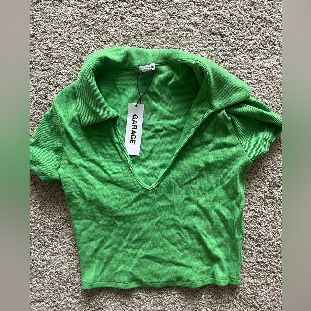 garage brand new with tags size xs crop top